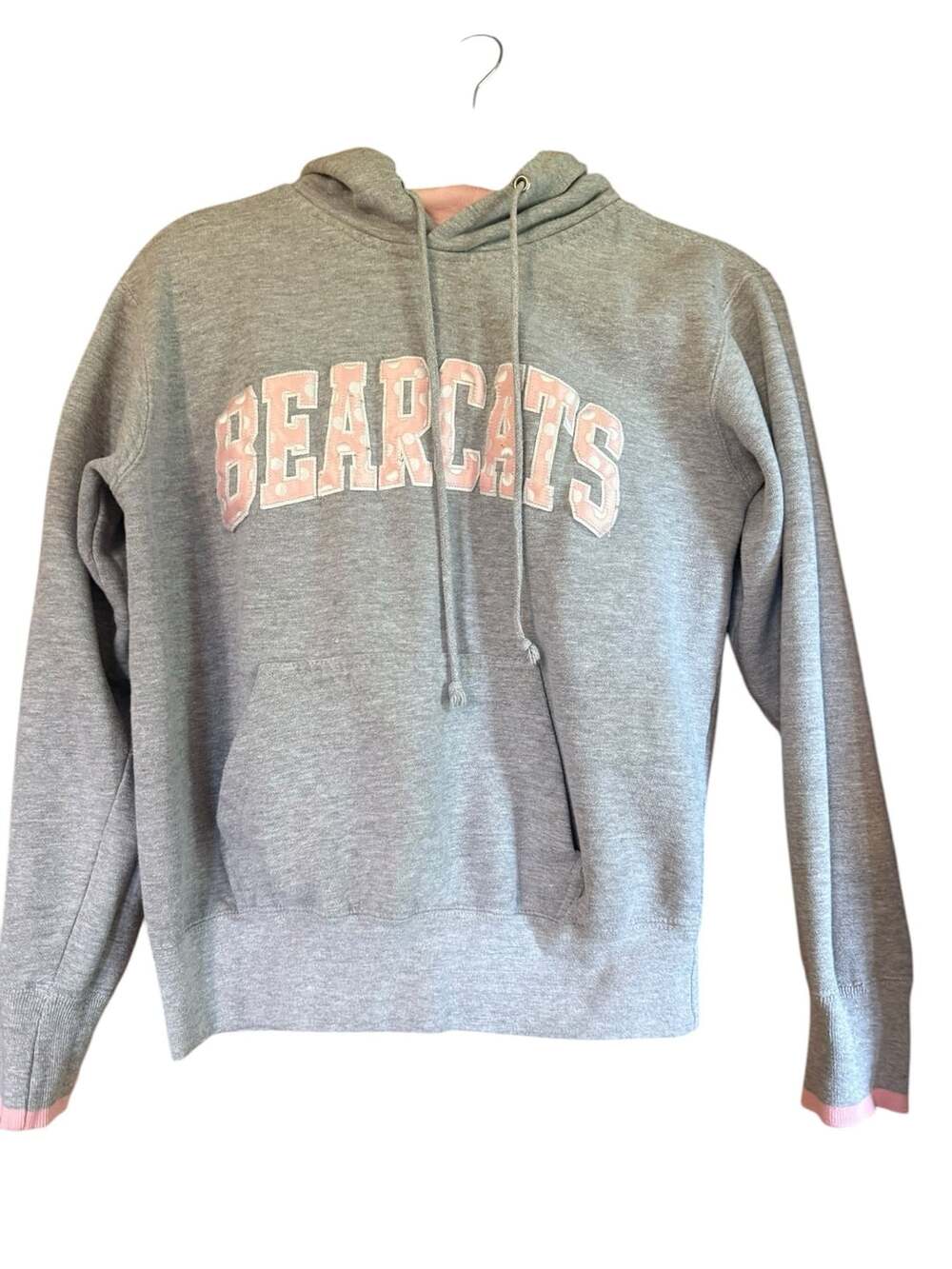 MV‎ Sport Cincinnati Bearcats Grey and Pink Graphic Pullover Hoodie